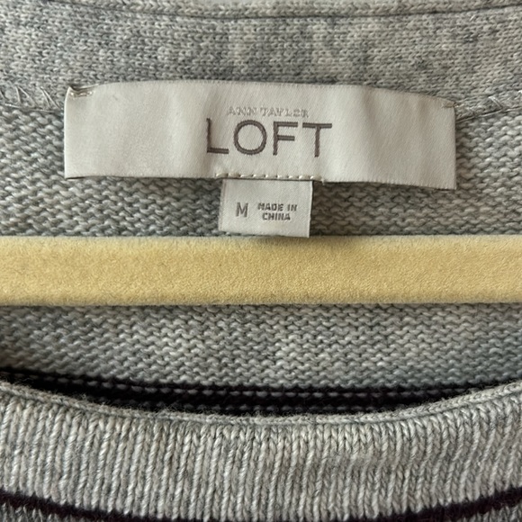 Striped poncho - Picture 3 of 3